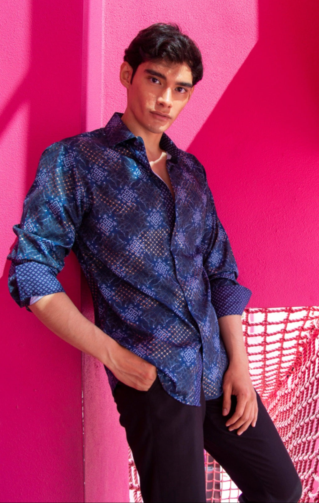 Bespoke Moda long sleeve button up dress shirt. golden web Navy