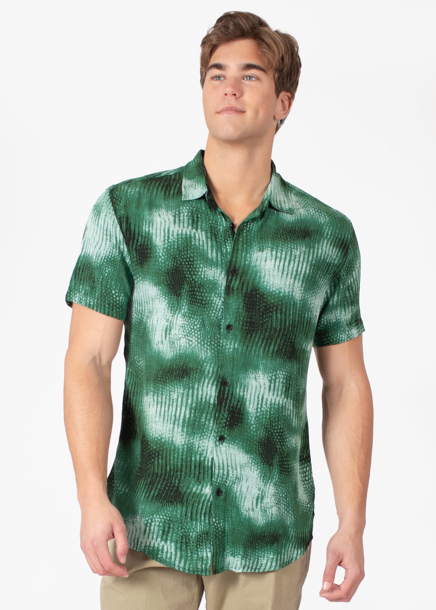 Bespoke short sleeve dress shirt. Diffuse abstract green