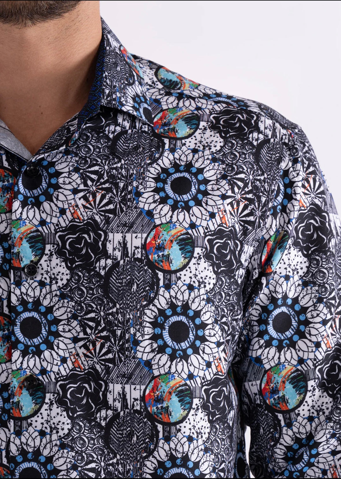 Bespoke Moda long sleeve button up dress shirt. Retro multi