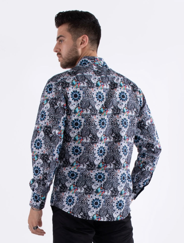 Bespoke Moda long sleeve button up dress shirt. Retro multi