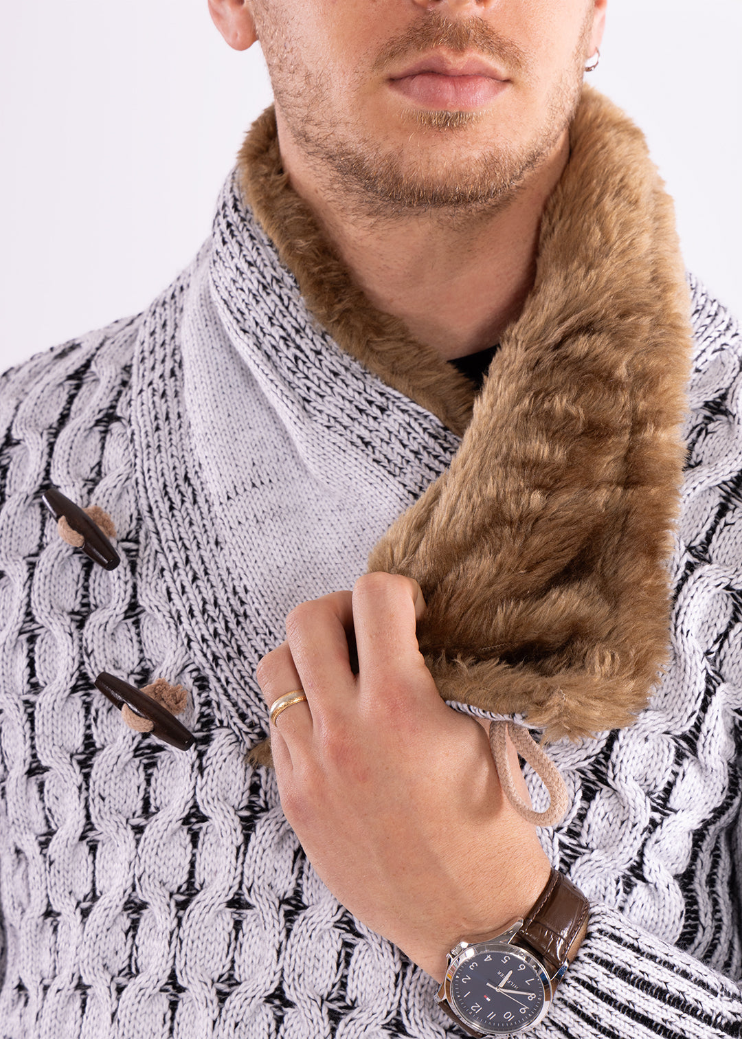 Bespoke faux fur lined collar herringbone slim fit sweater - White