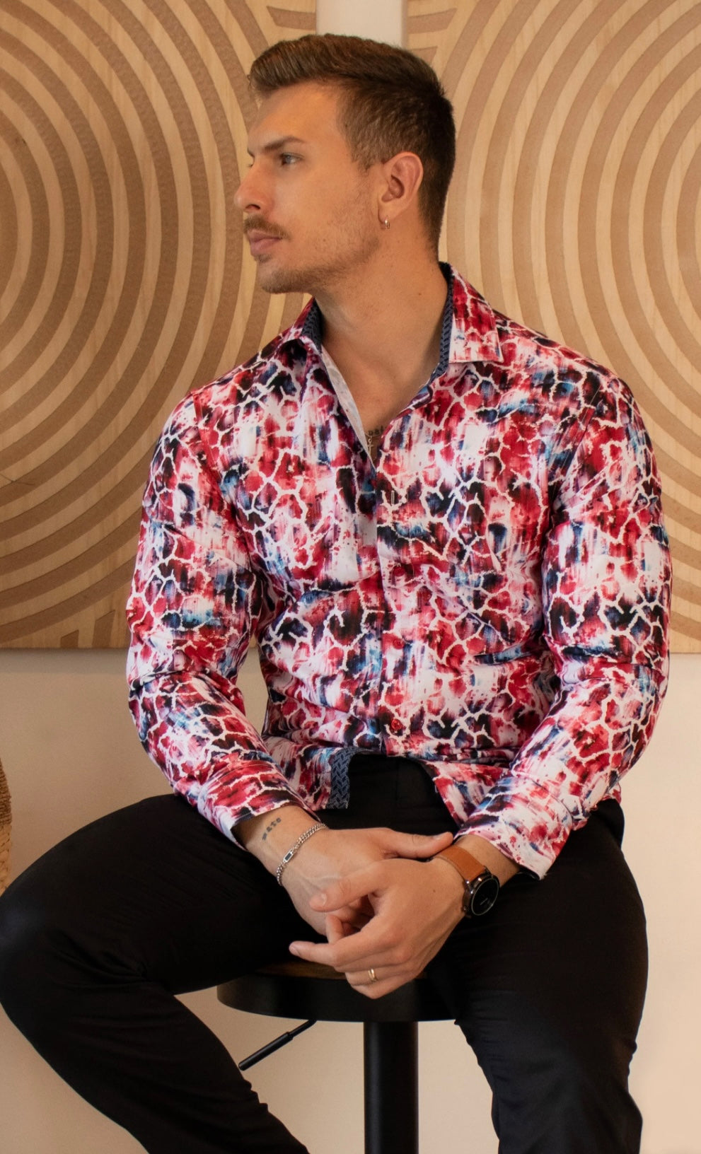 Bespoke Moda long sleeve button up dress shirt. Cracked red