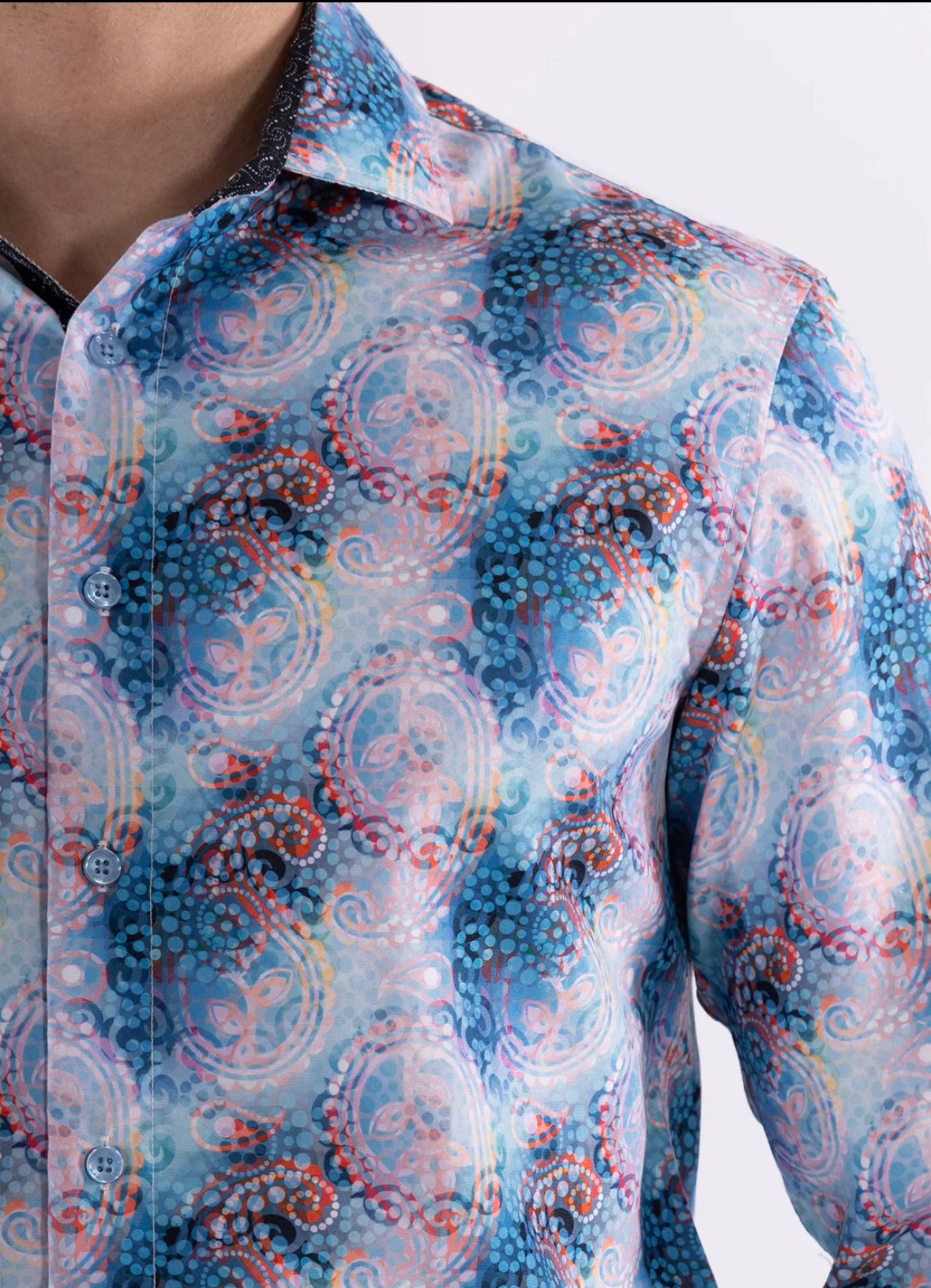 Bespoke Moda long sleeve button up dress shirt. Pastel paisley