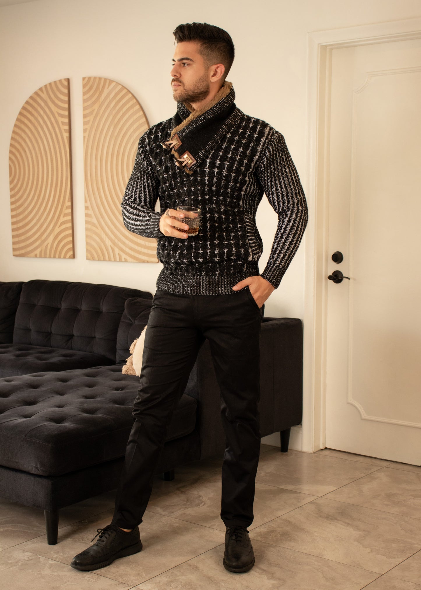 Bespoke faux fur lined collar herringbone slim fit sweater - Black
