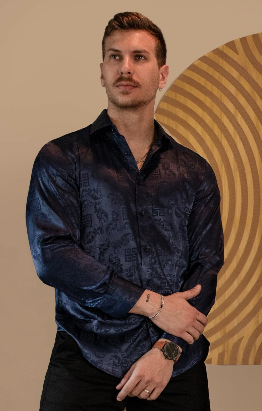Bespoke Moda long sleeve button up dress shirt. Greek key navy shine