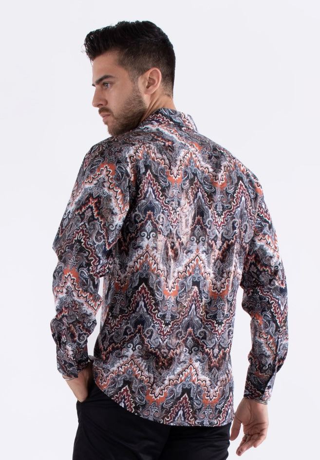 Bespoke Moda long sleeve button up dress shirt. Autumn shin