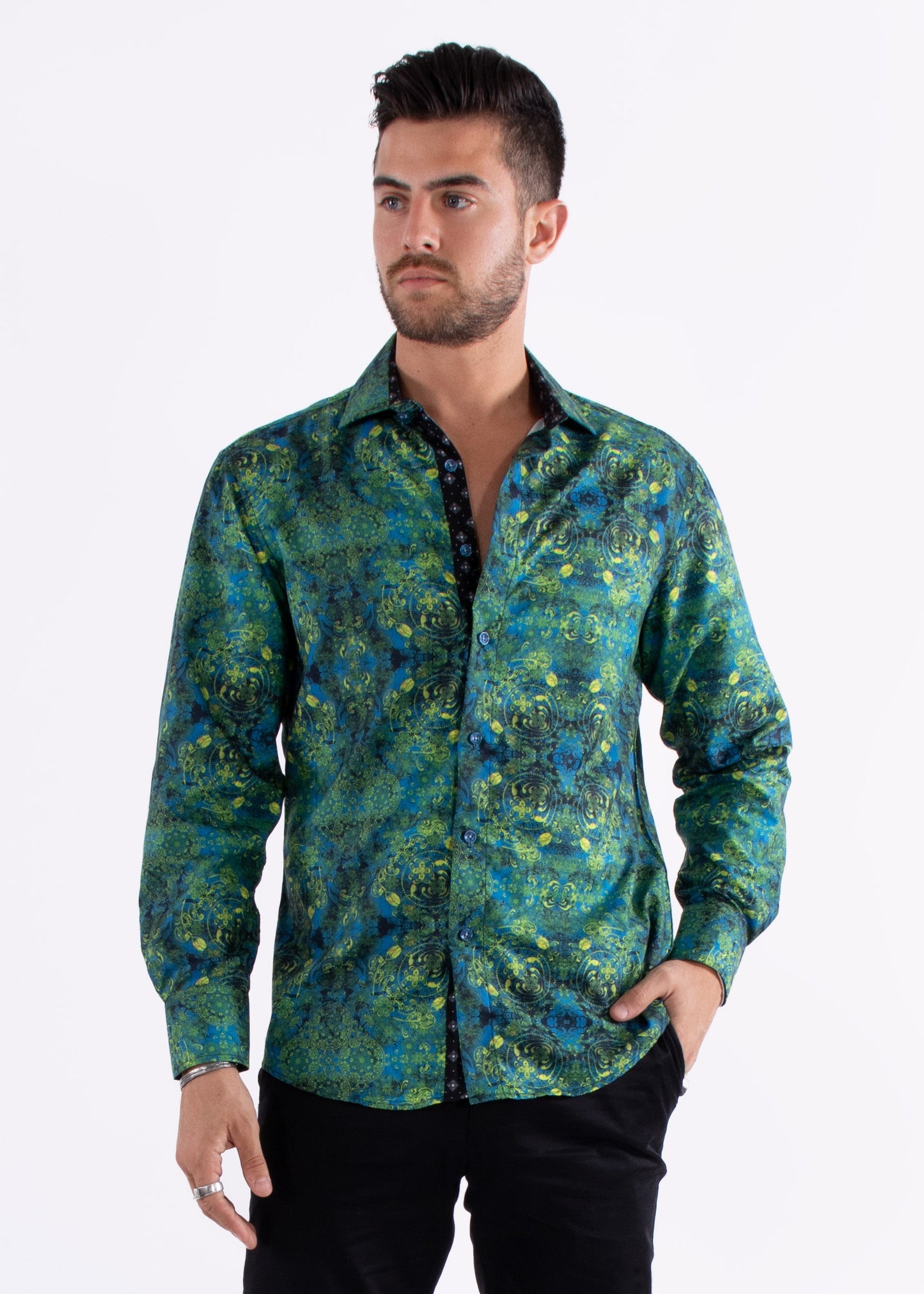 Bespoke Moda long sleeve button up dress shirt. Green retro